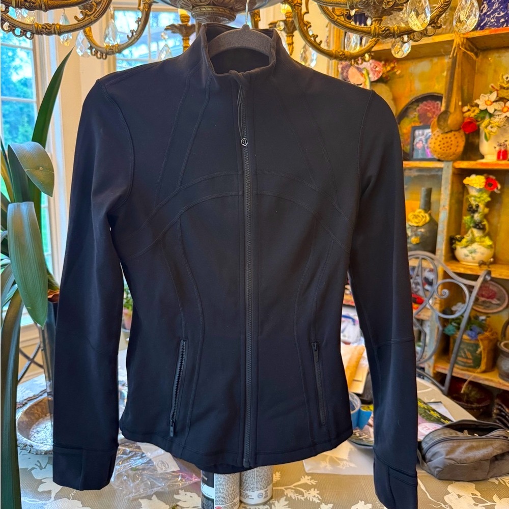 Lululemon Athletica Black Define Jacket Luon Size 6
